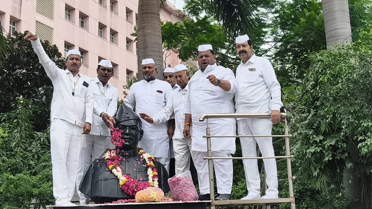 उज्जैन में भारत छोड़ो आंदोलन की स्मृति में निकली अगस्त क्रांति तिरंगा यात्रा